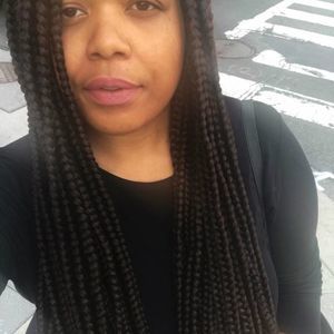 Meet your Posher, Danielle